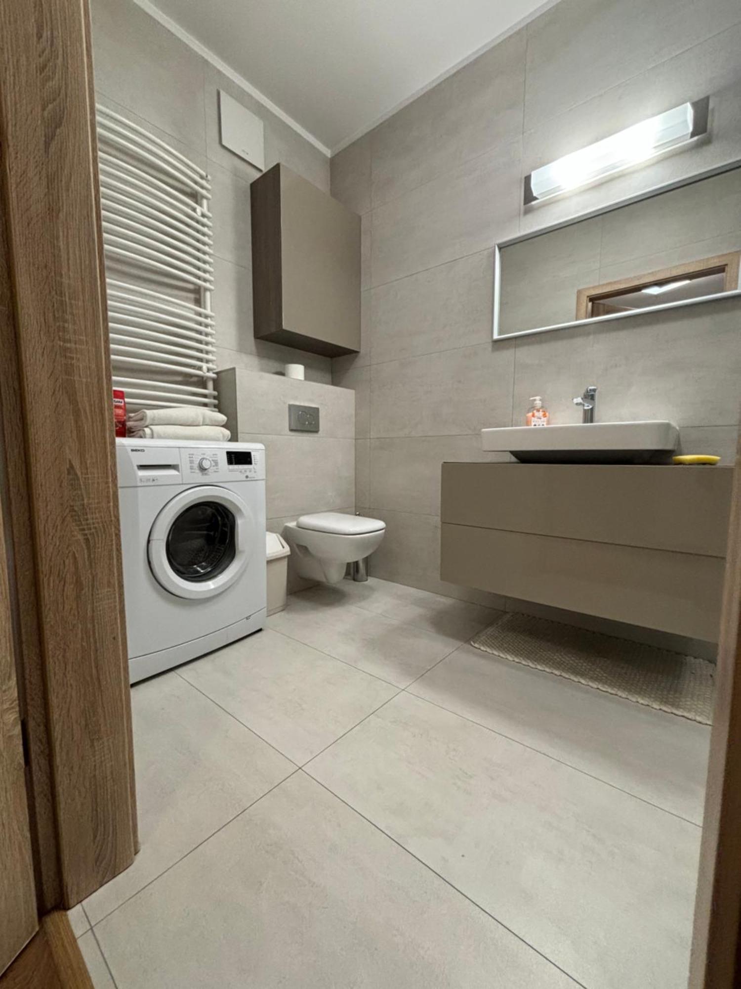 Platinum Towers Apartments Varsovia Exterior foto